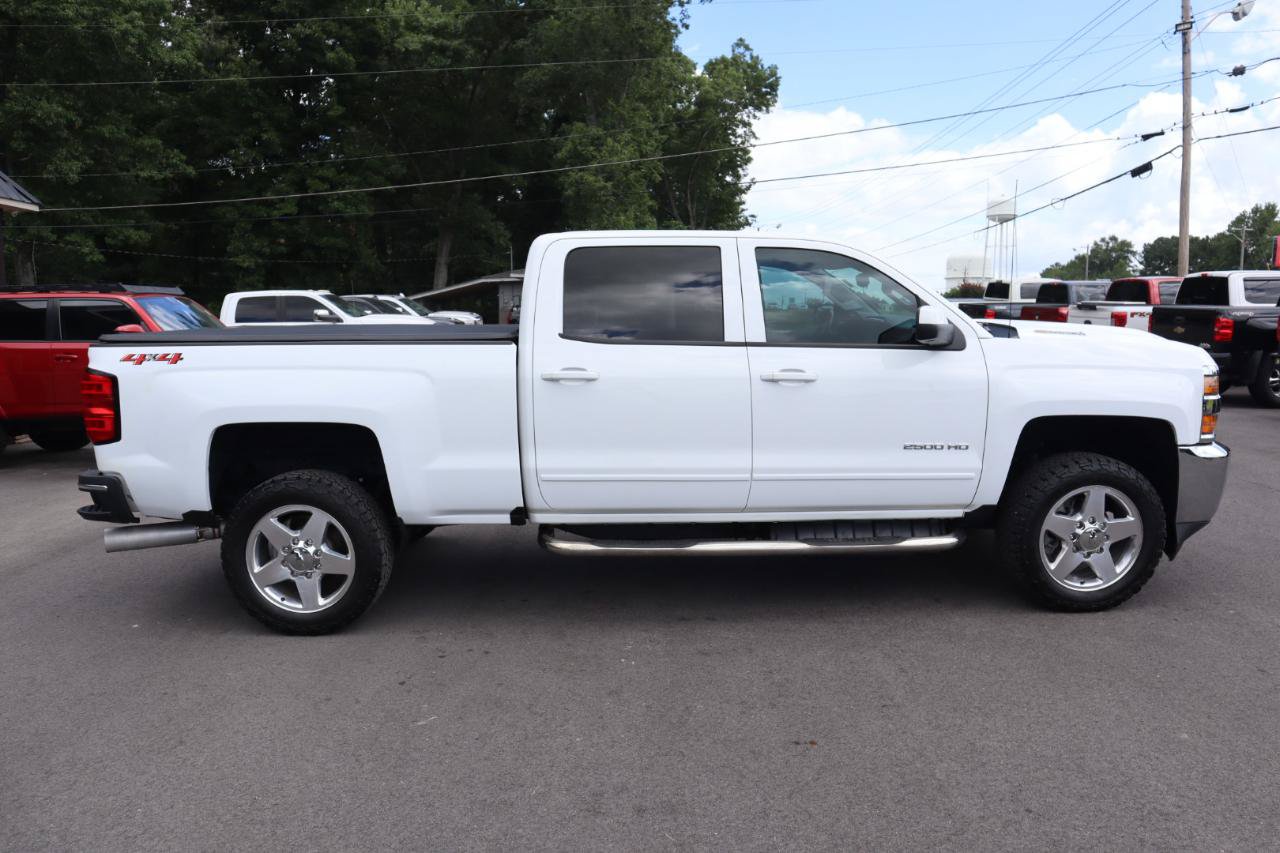 Used 2019 Chevrolet Silverado 2500 LT AWD/4WD image 4