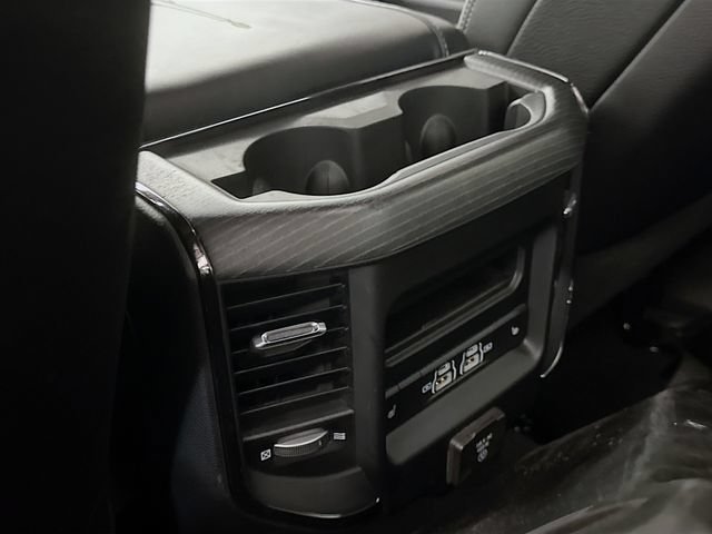 Used 2023 RAM 2500 Limited AWD/4WD image 25