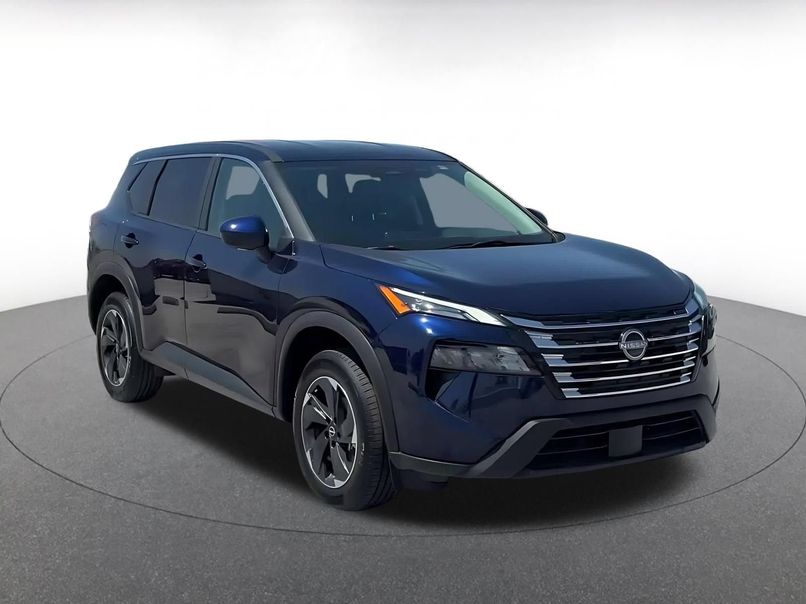 Used 2026 Nissan Rogue SV AWD/4WD image 3