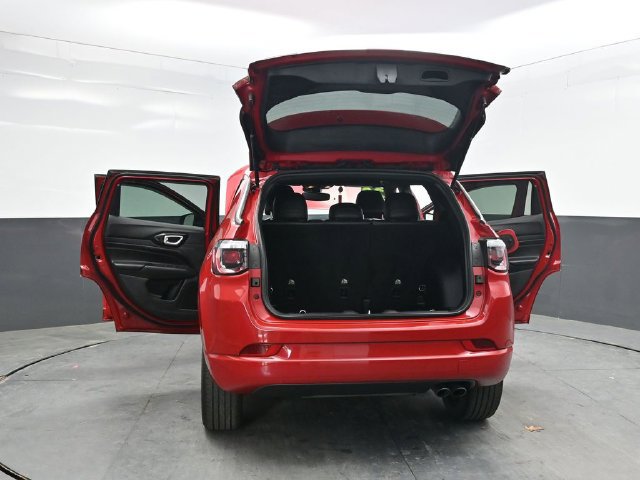 Used 2022 Jeep Compass Limited AWD/4WD image 56