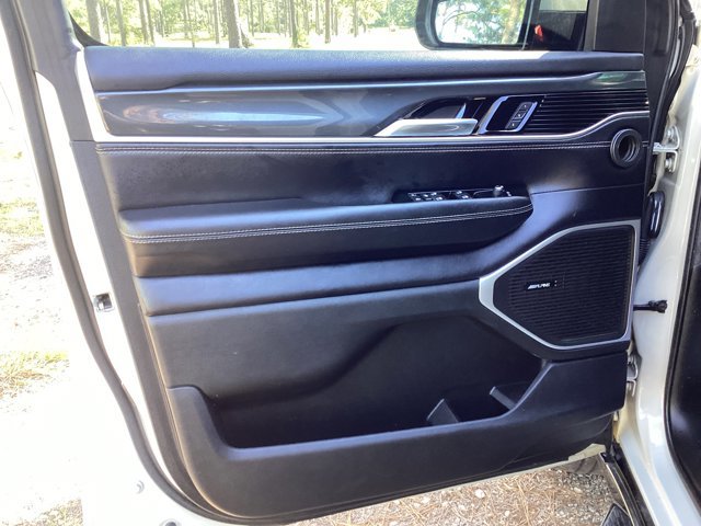 Used 2022 Jeep Wagoneer Series I w/ Premium Group I image 14