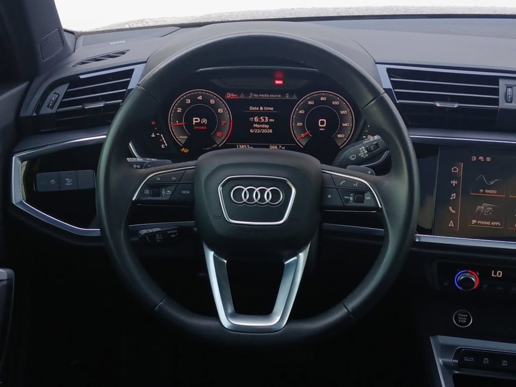 Used 2024 Audi Q3 2.0T Premium Plus w/ Premium Plus Package AWD/4WD image 21