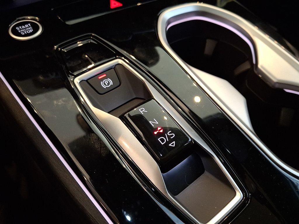 New 2026 Audi A6 Premium Plus AWD/4WD image 12