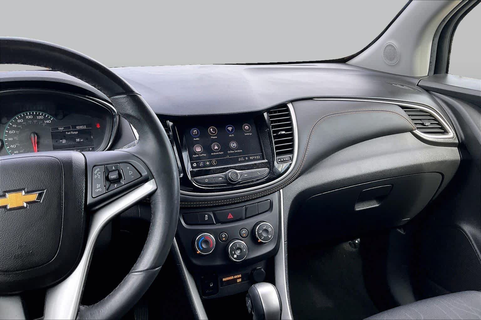 Used 2022 Chevrolet Trax LT w/ LT Convenience Package AWD/4WD image 7