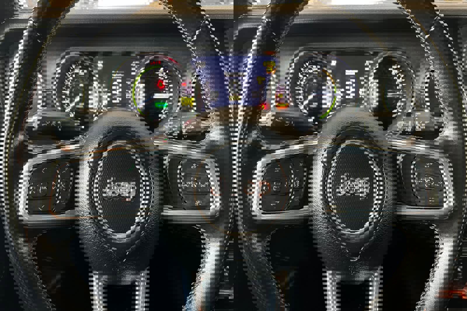 Used 2021 Jeep Wrangler Unlimited Sahara image 26