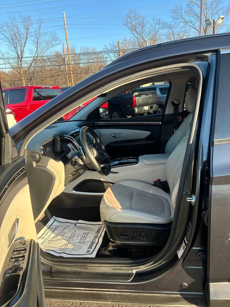 Used 2023 Hyundai Tucson Limited image 23