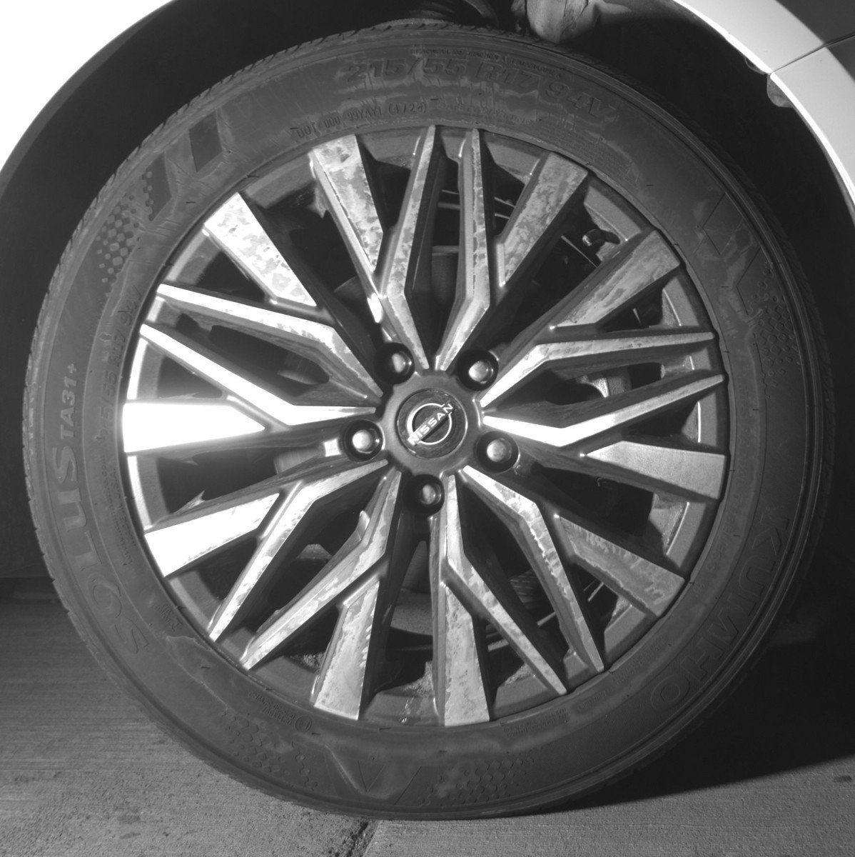 Used 2025 Nissan Altima 2.5 SV image 13