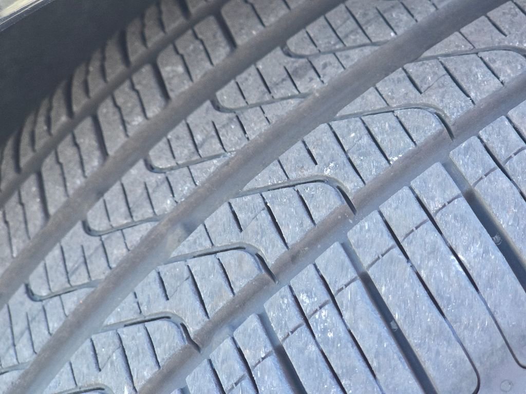 Used 2023 Audi A8 L 3.0T w/ Comfort Plus Package AWD/4WD image 9