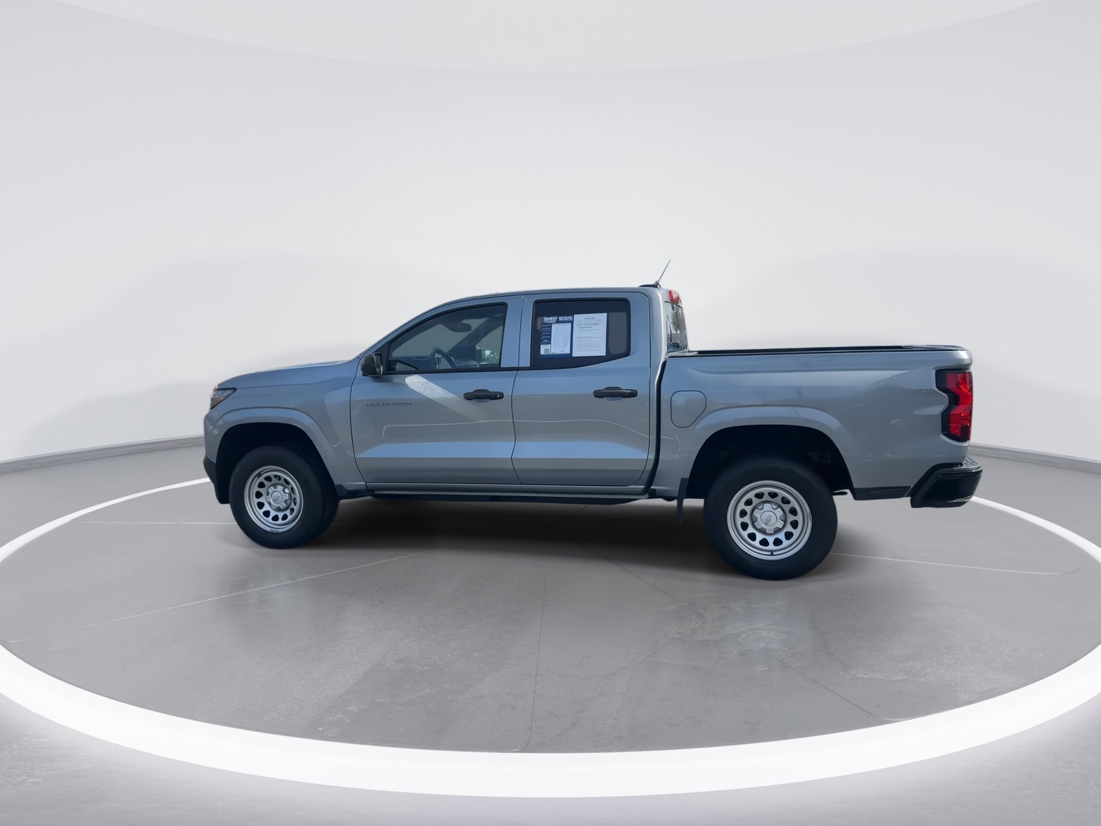 Used 2023 Chevrolet Colorado W/T image 6