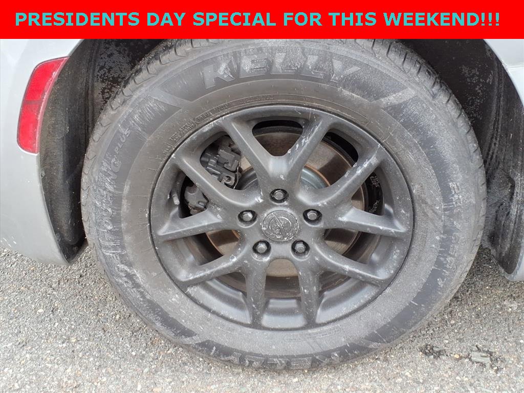 Used 2017 Chrysler Pacifica Touring image 7