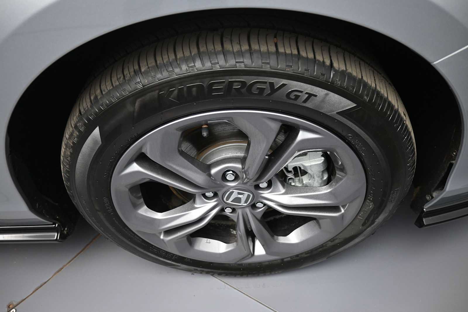 Used 2025 Honda Accord EX-L image 13