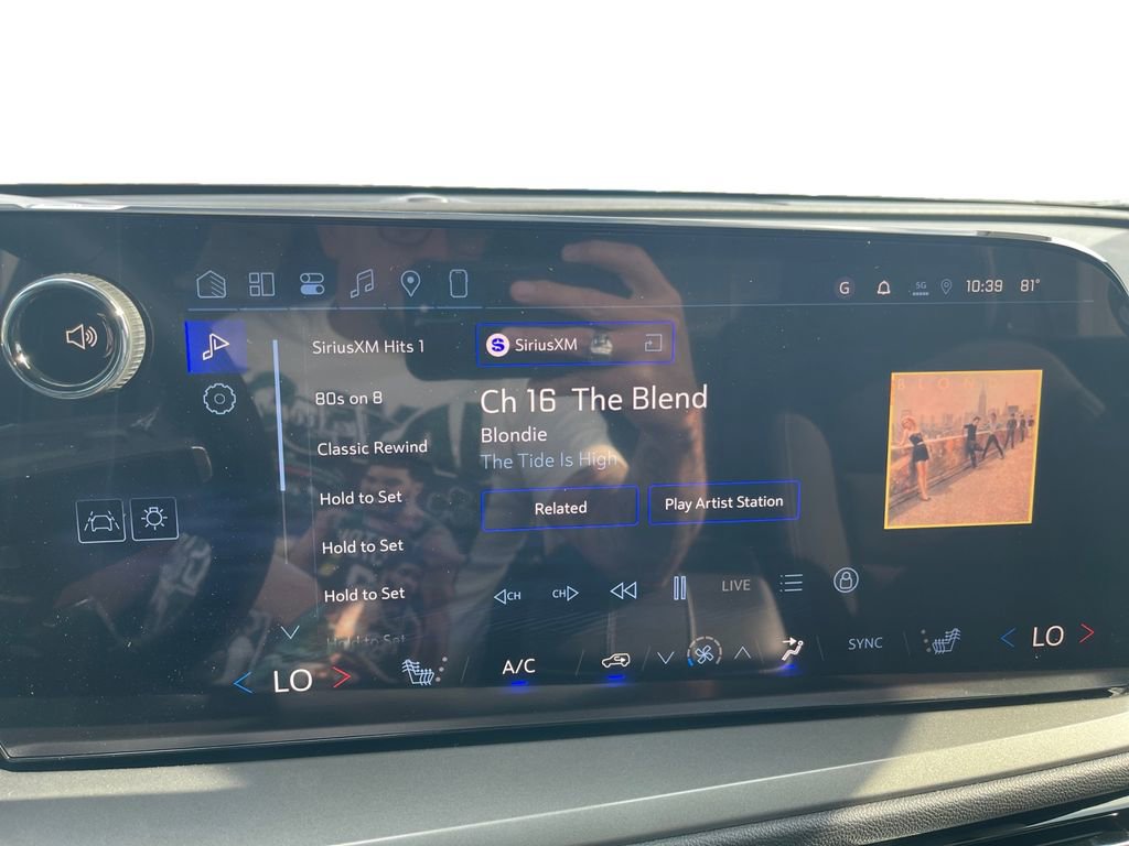 New 2026 Chevrolet Traverse LT w/ Driver Confidence Package image 29