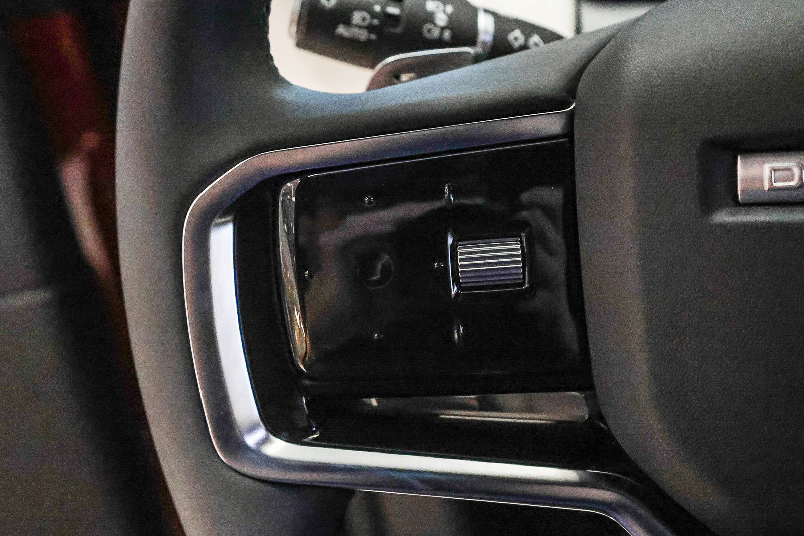 New 2026 Land Rover Discovery Sport Landmark AWD/4WD image 20