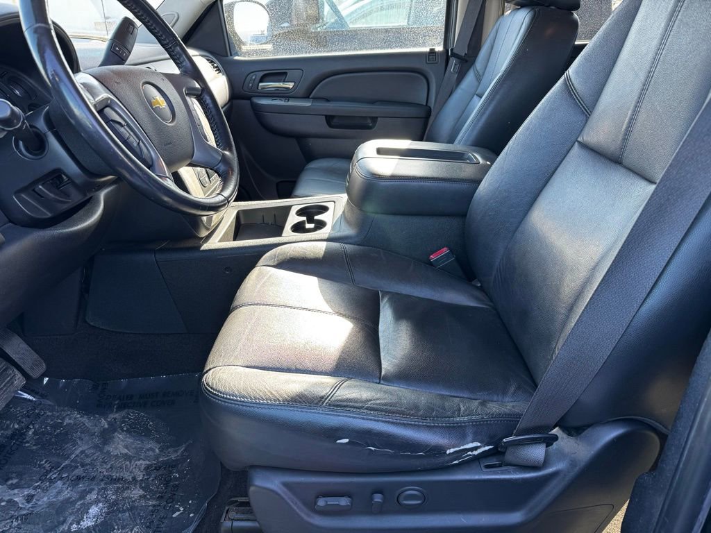 Used 2012 Chevrolet Avalanche LT image 5