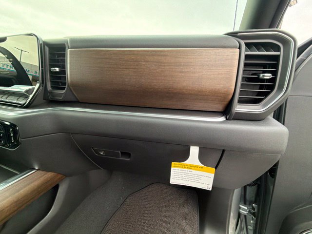 New 2026 Chevrolet Silverado 2500 High Country w/ LPO, Dark Essentials Package AWD/4WD image 44