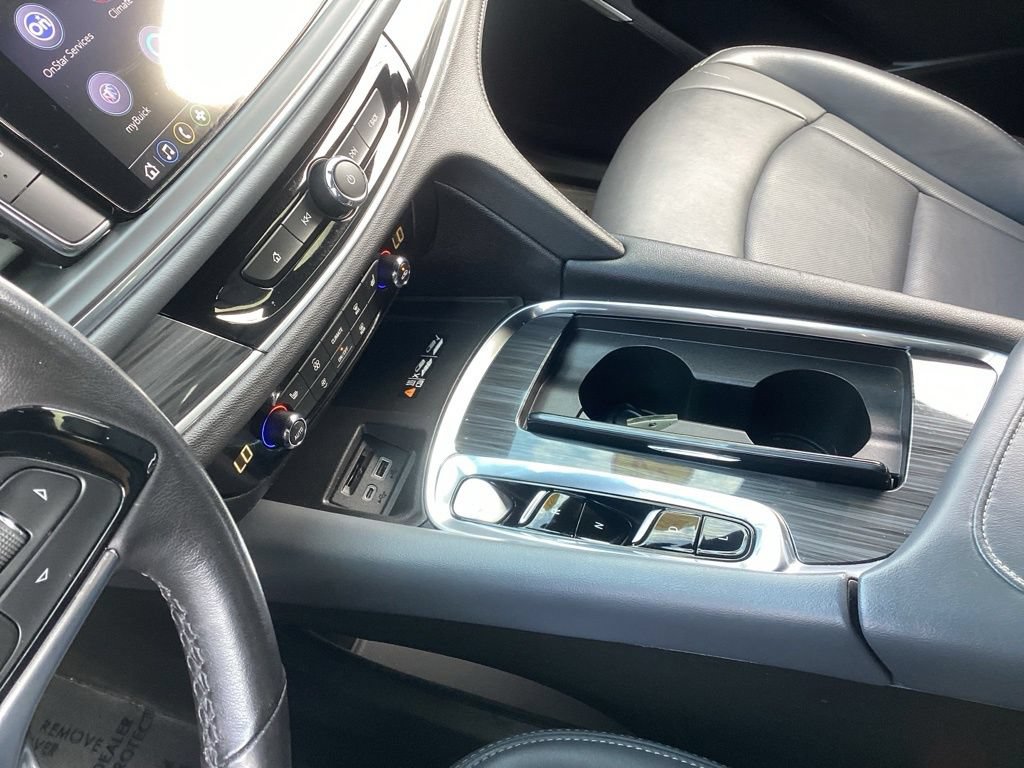 Used 2023 Buick Enclave Essence AWD/4WD image 30