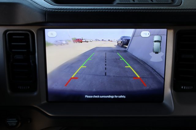 Used 2025 Ford Bronco Outer Banks image 17