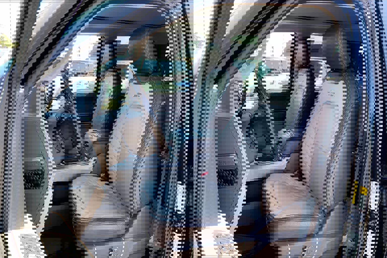 Used 2019 Ford F250 Limited image 8