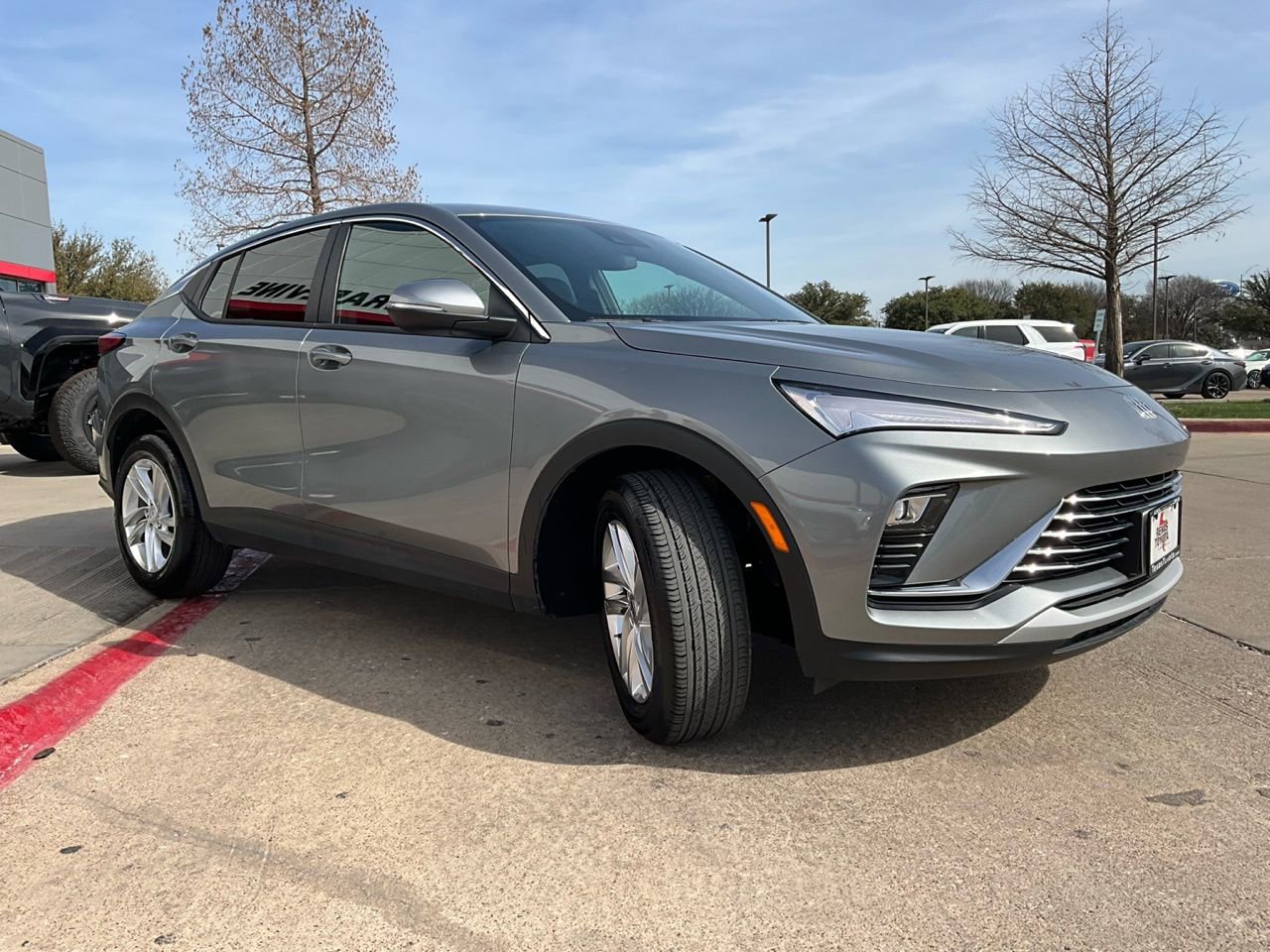 Used 2025 Buick Envista Preferred image 4