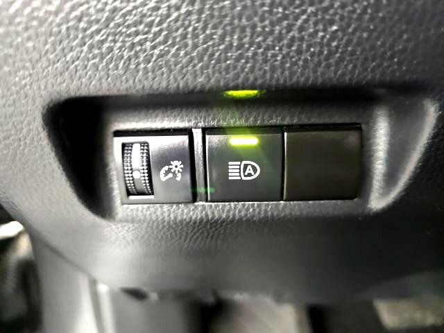 Used 2022 Toyota RAV4 XLE image 14