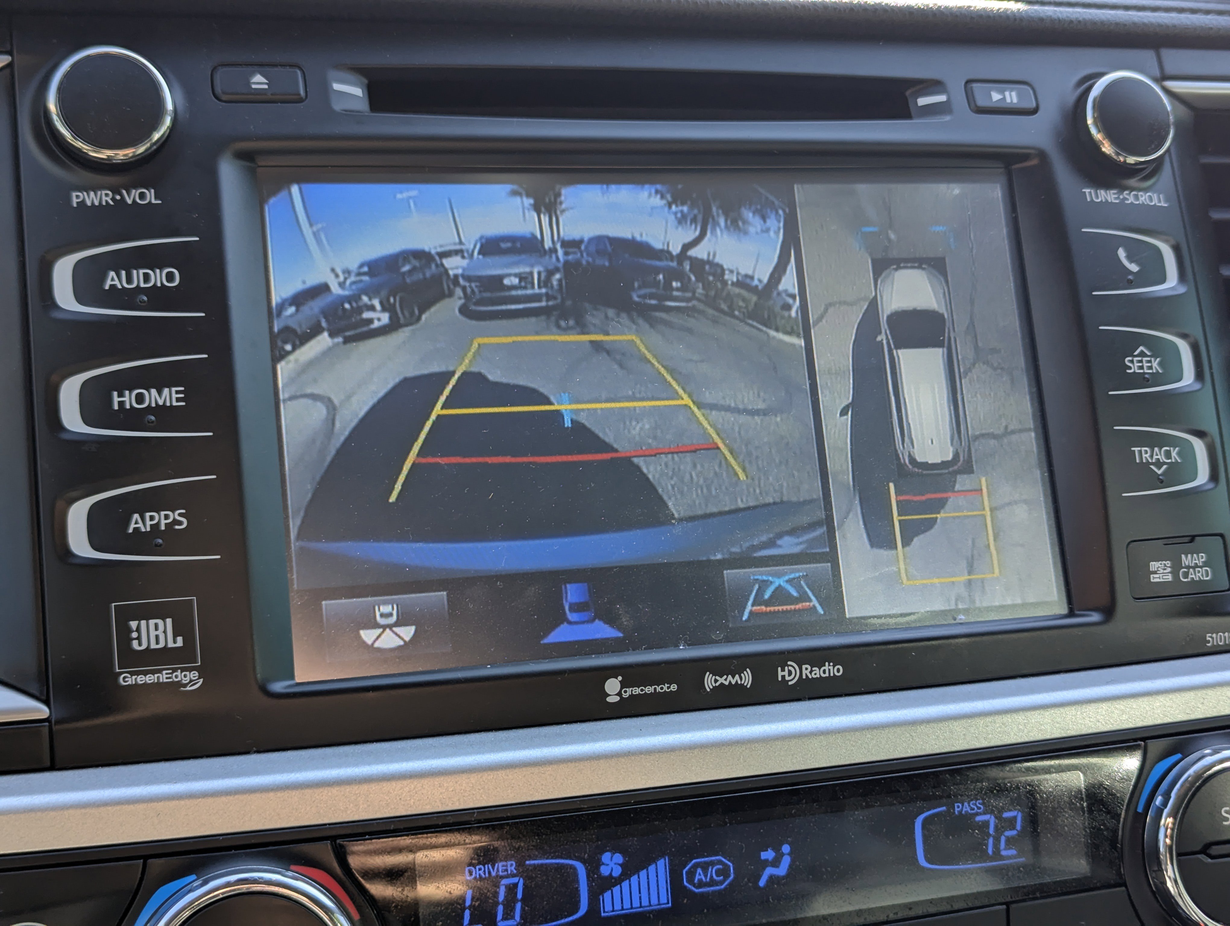 Used 2018 Toyota Highlander Limited Platinum image 12