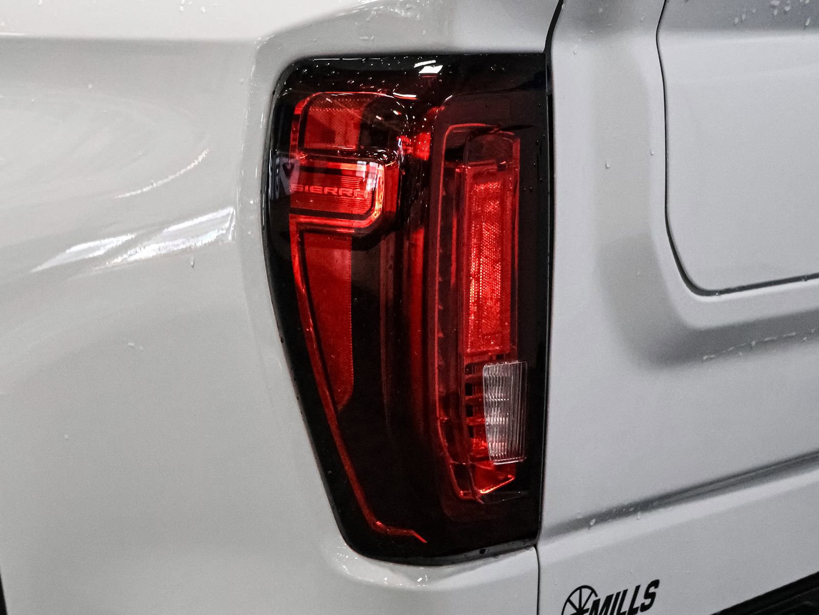Certified 2024 GMC Sierra 1500 AT4 w/ Technology Package AWD/4WD image 15