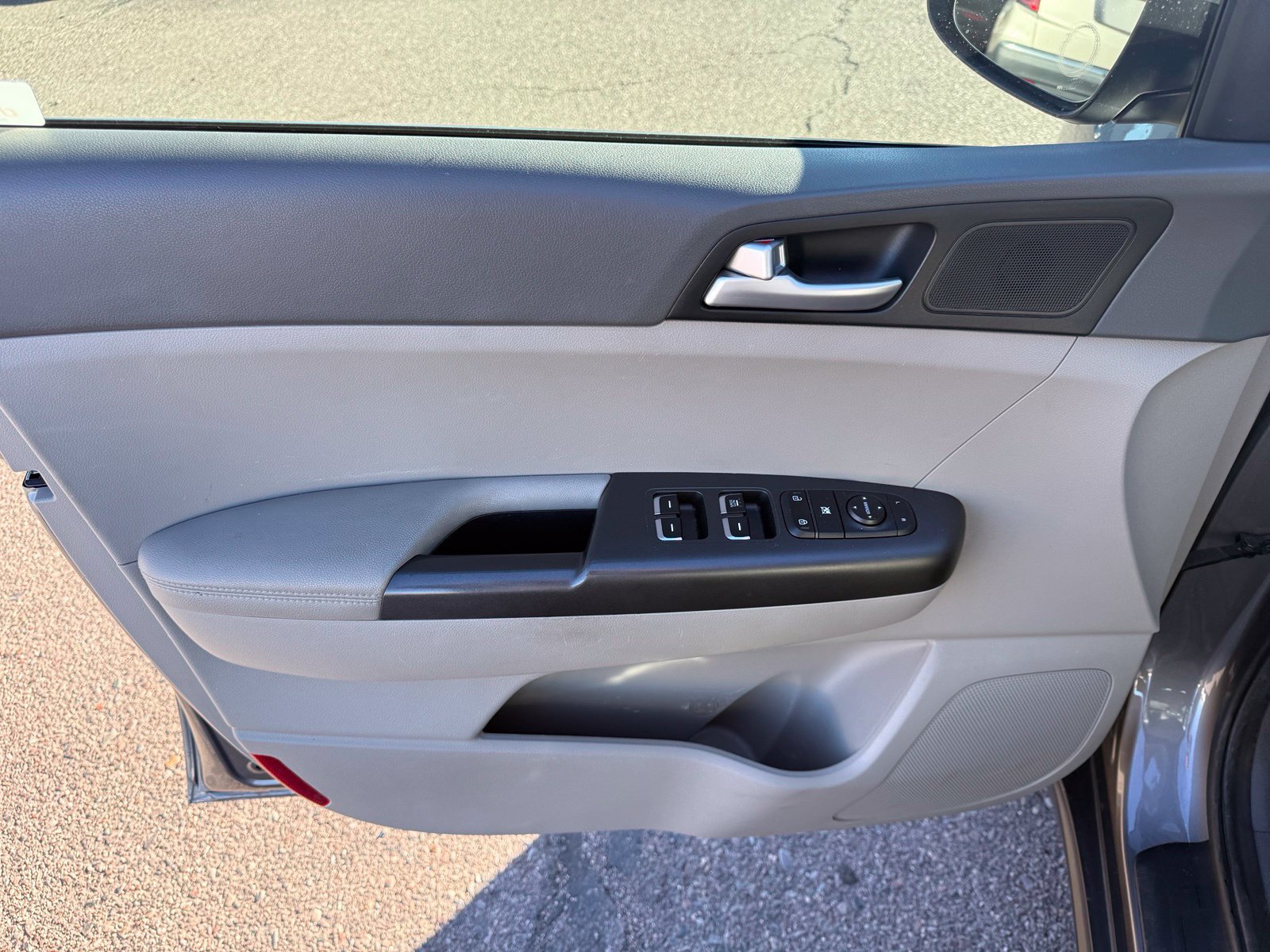 Used 2018 Kia Sportage LX AWD/4WD image 15