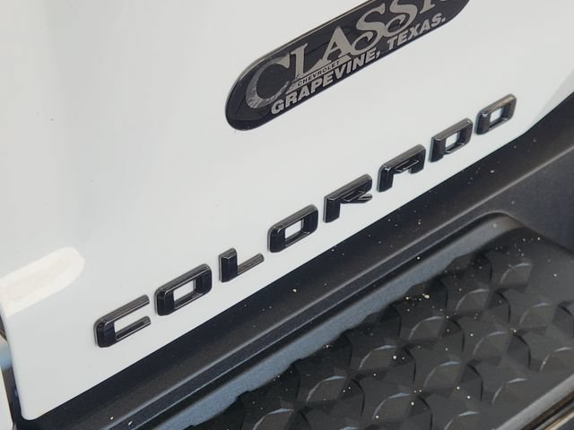 Used 2024 Chevrolet Colorado W/T w/ WT Convenience Package II RWD image 9