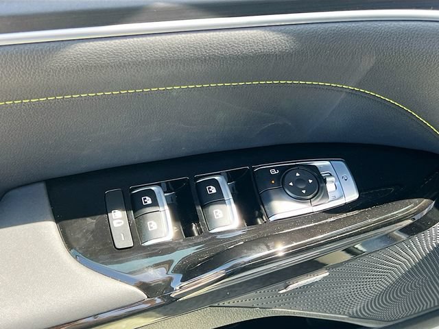 New 2026 Kia K5 GT w/ GT1 Package FWD image 18
