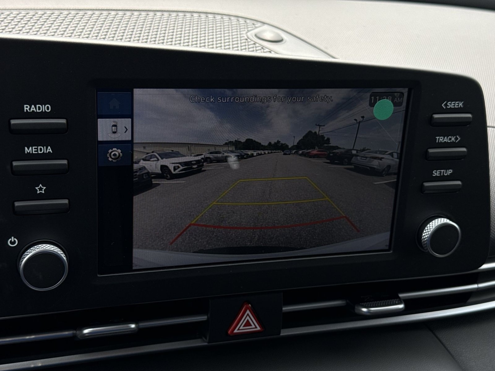 New 2026 Hyundai Elantra SE FWD image 19
