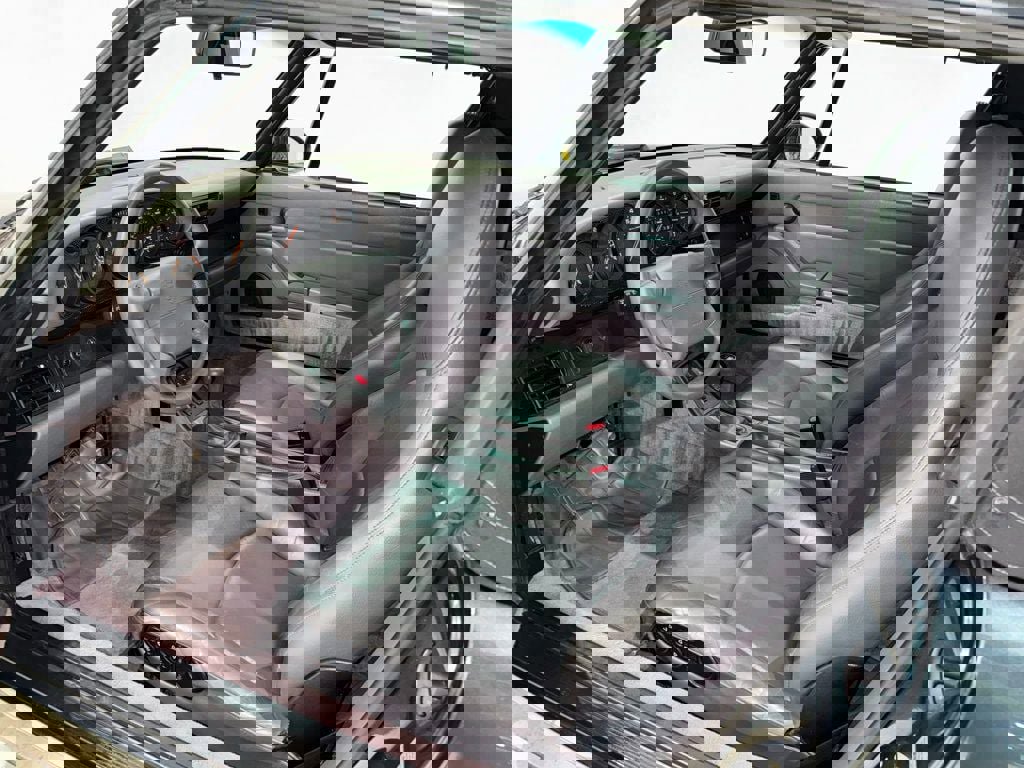 Used 1996 Porsche 911 Cabriolet image 29