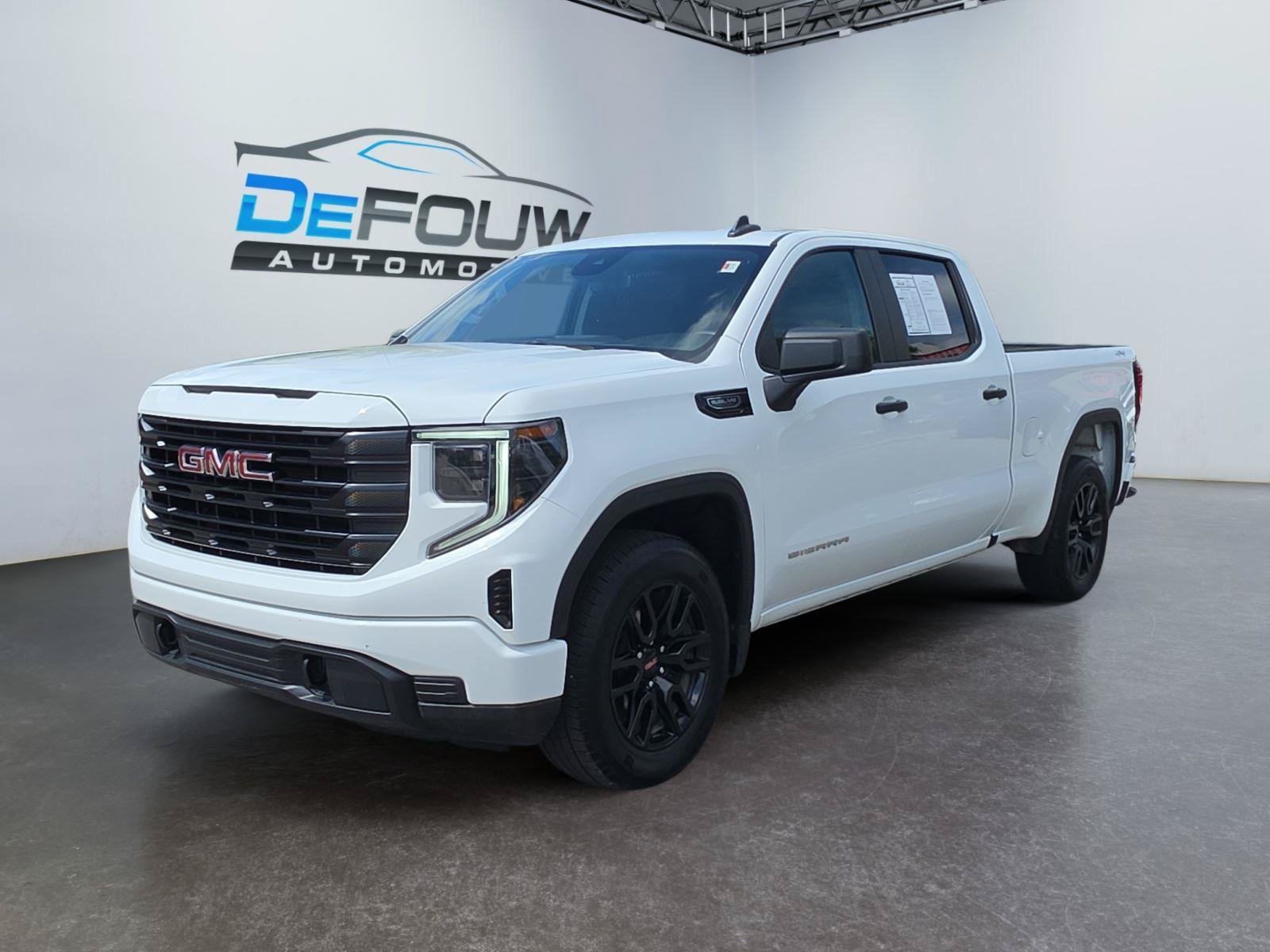 Used 2024 GMC Sierra 1500 Pro w/ Graphite Edition AWD/4WD image 7