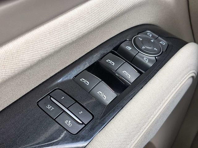 Used 2021 Cadillac Escalade Premium Luxury Platinum AWD/4WD image 25