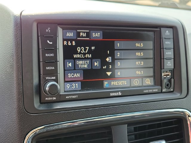 Used 2016 Dodge Grand Caravan R/T FWD image 12