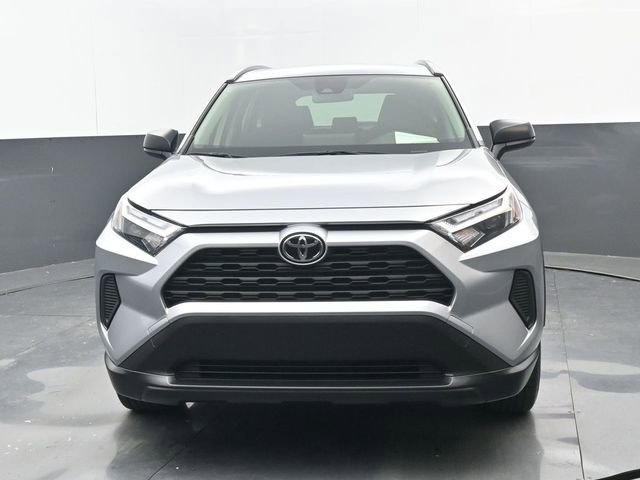 Used 2025 Toyota RAV4 LE image 20