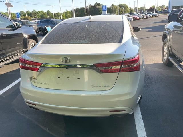 Used 2014 Toyota Avalon Limited w/ Technology Package FWD image 8