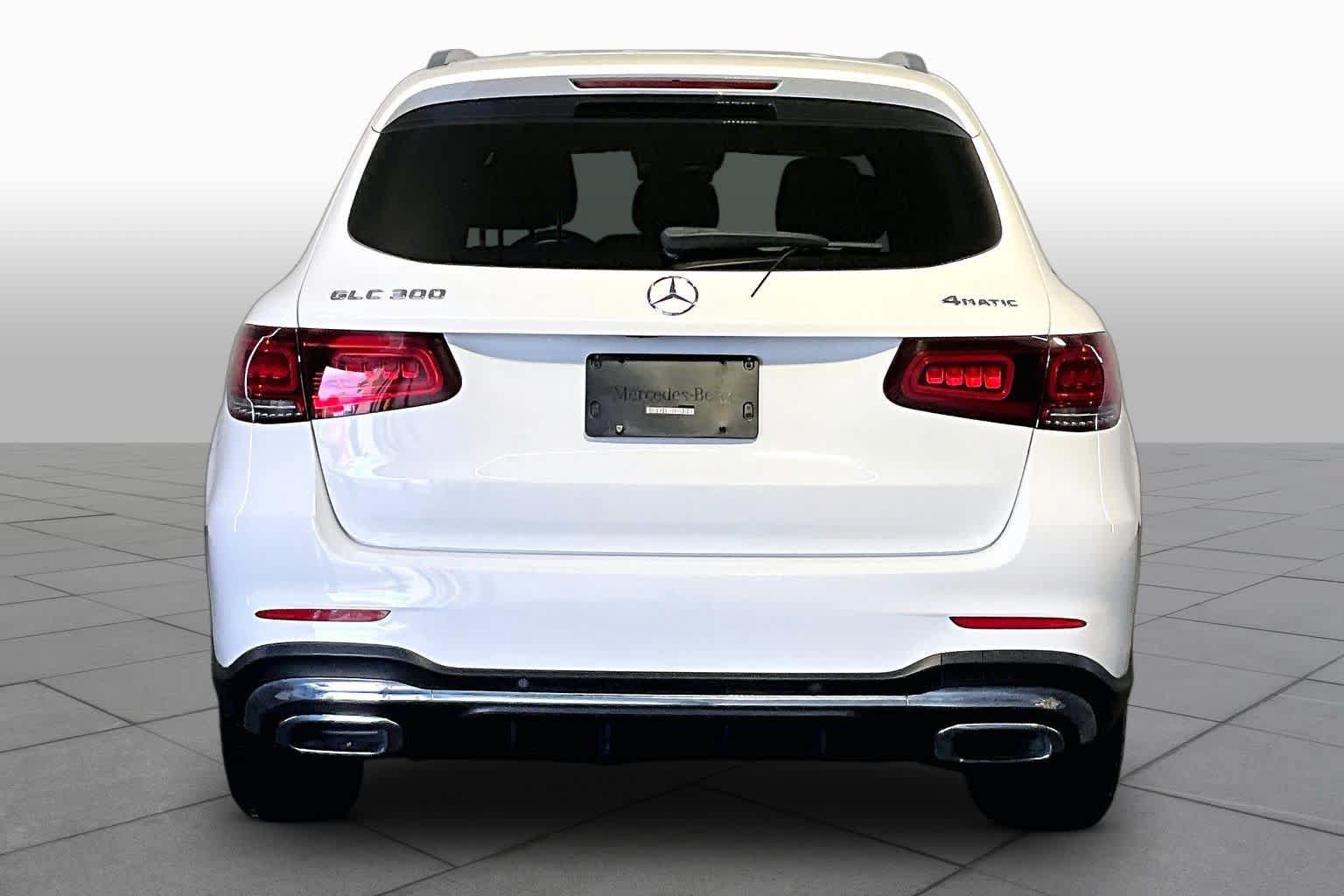 Used 2020 Mercedes-Benz GLC 300 4MATIC image 5