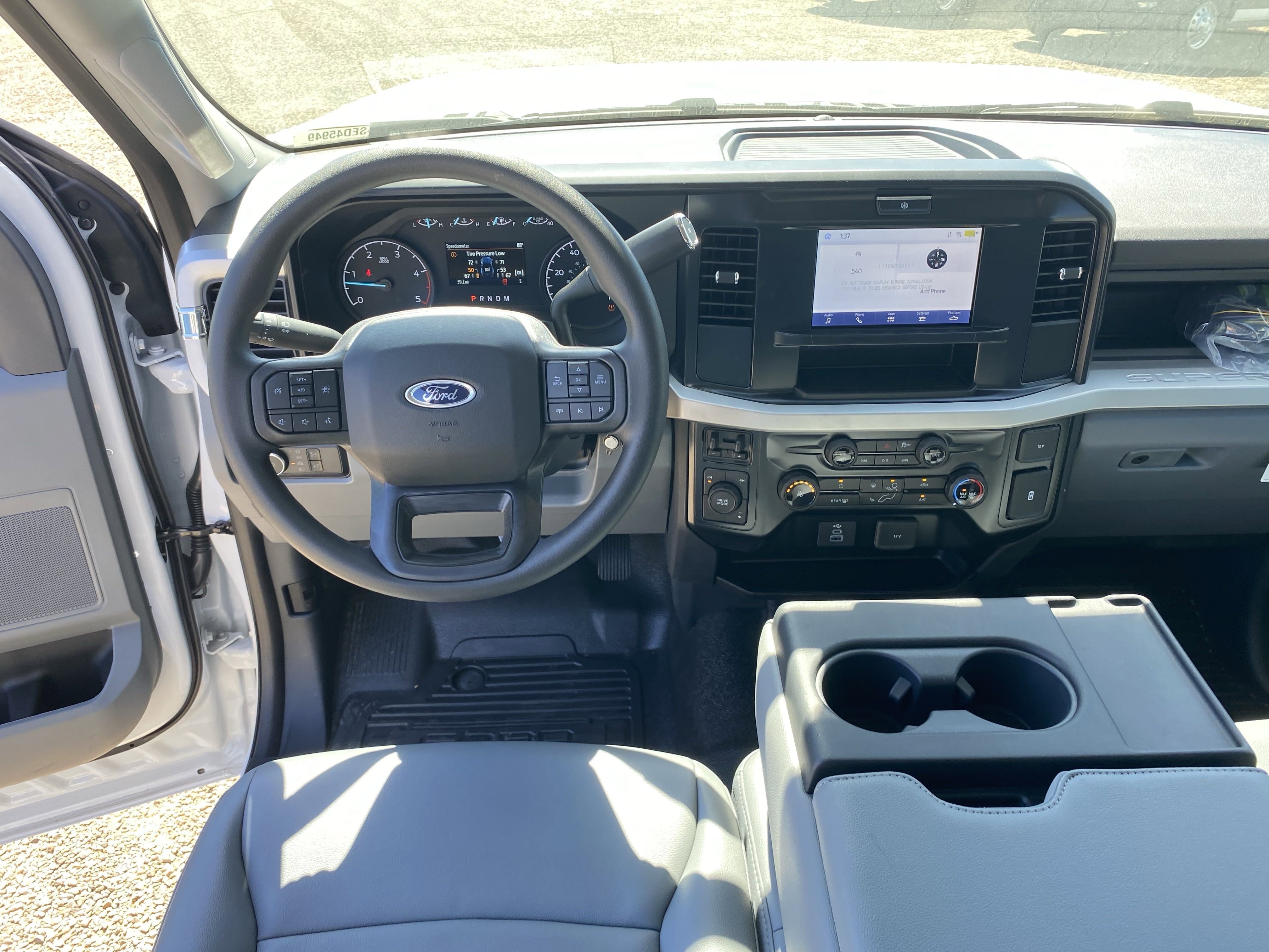 New 2025 Ford F350 XL w/ XL Chrome Package image 13