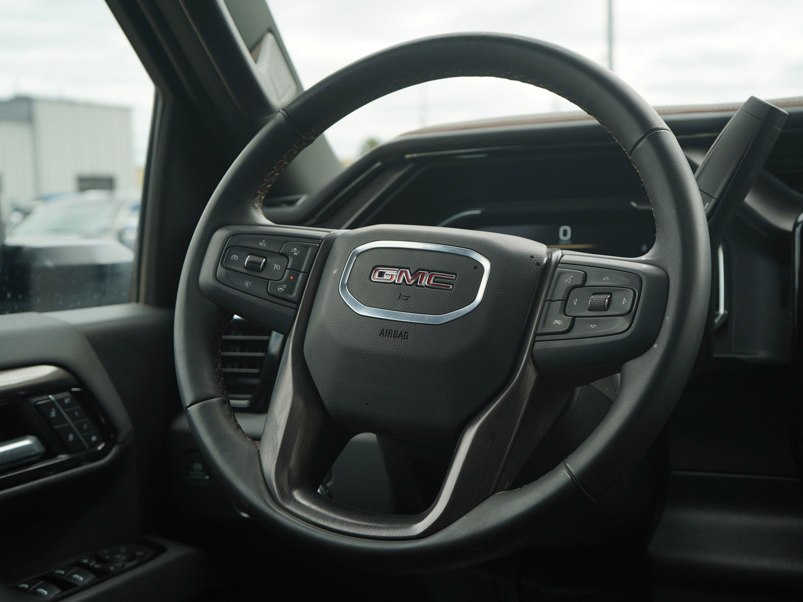 Used 2025 GMC Sierra 3500 AT4 w/ AT4 Premium Plus Package AWD/4WD image 14