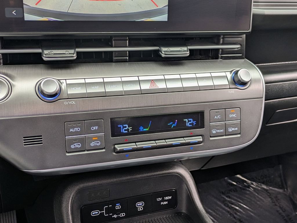 Used 2025 Hyundai Kona SEL FWD image 17