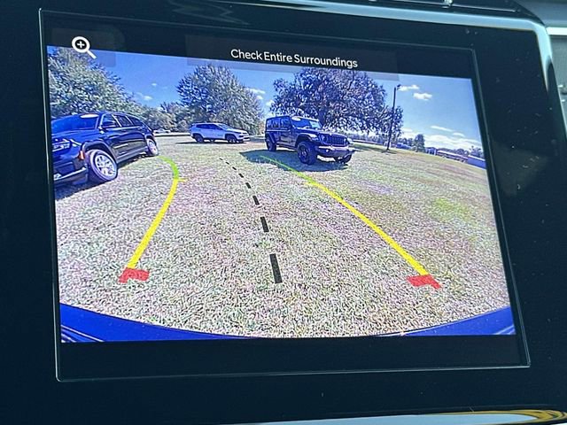 New 2025 Jeep Grand Cherokee L Laredo w/ Luxury Tech Group I image 36