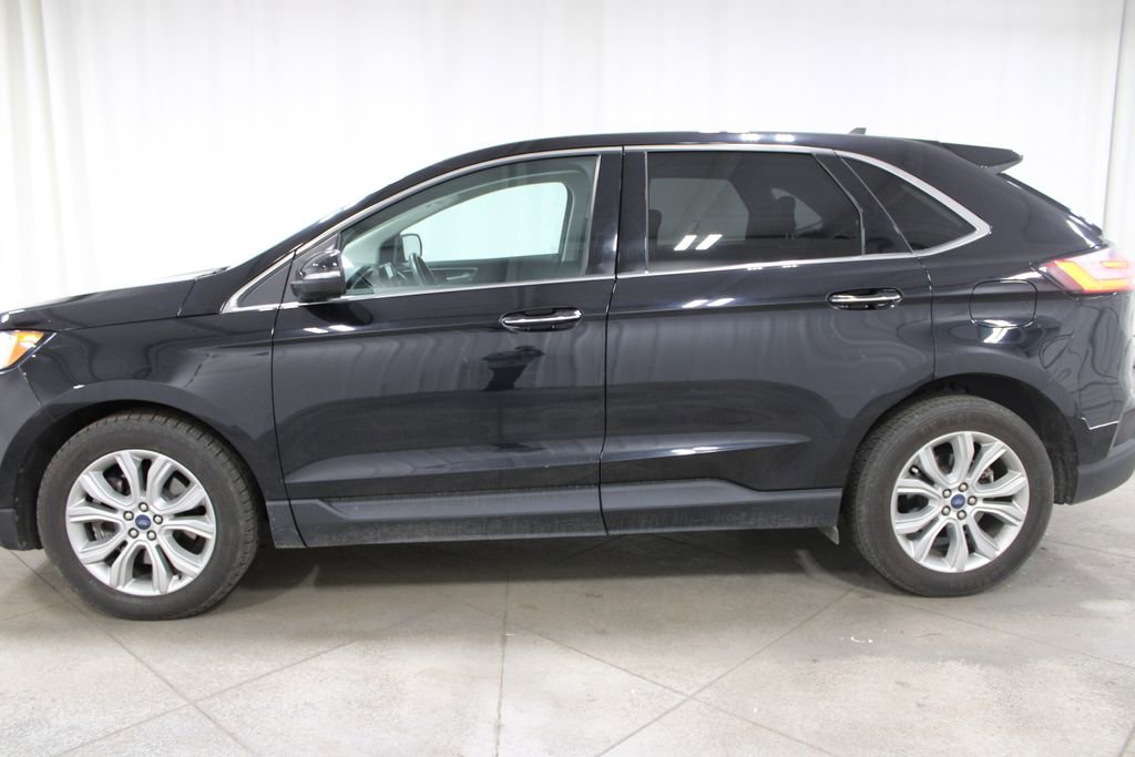 Used 2021 Ford Edge Titanium image 7