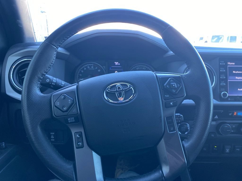 Used 2022 Toyota Tacoma TRD Sport image 9