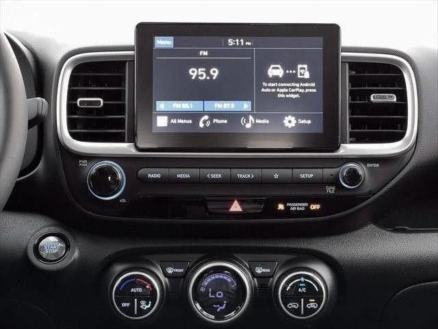 Used 2026 Hyundai Venue SEL FWD image 19