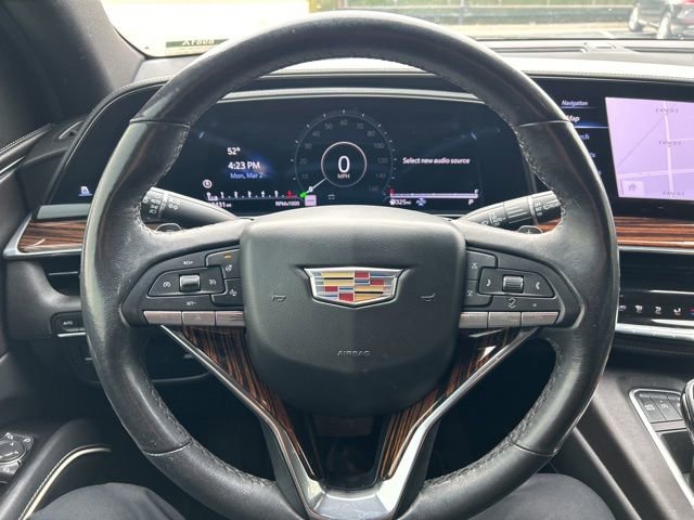 Used 2023 Cadillac Escalade Premium Luxury image 13