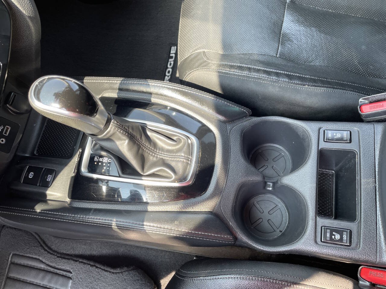 Used 2019 Nissan Rogue SL FWD image 19