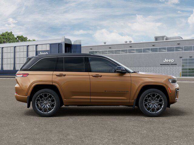New 2026 Jeep Grand Cherokee Summit AWD/4WD image 24