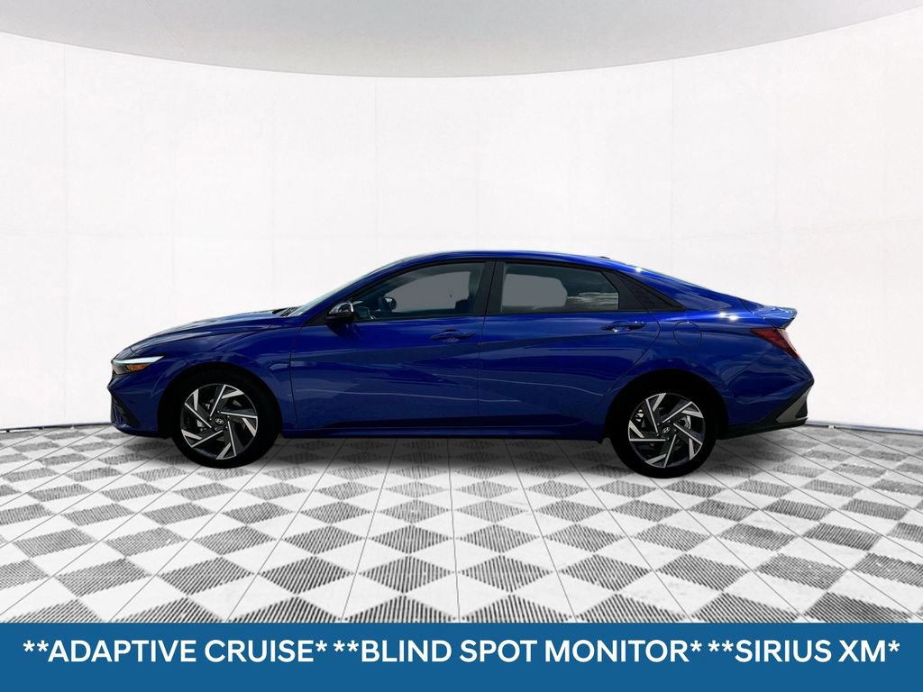Certified 2025 Hyundai Elantra Sport FWD image 4