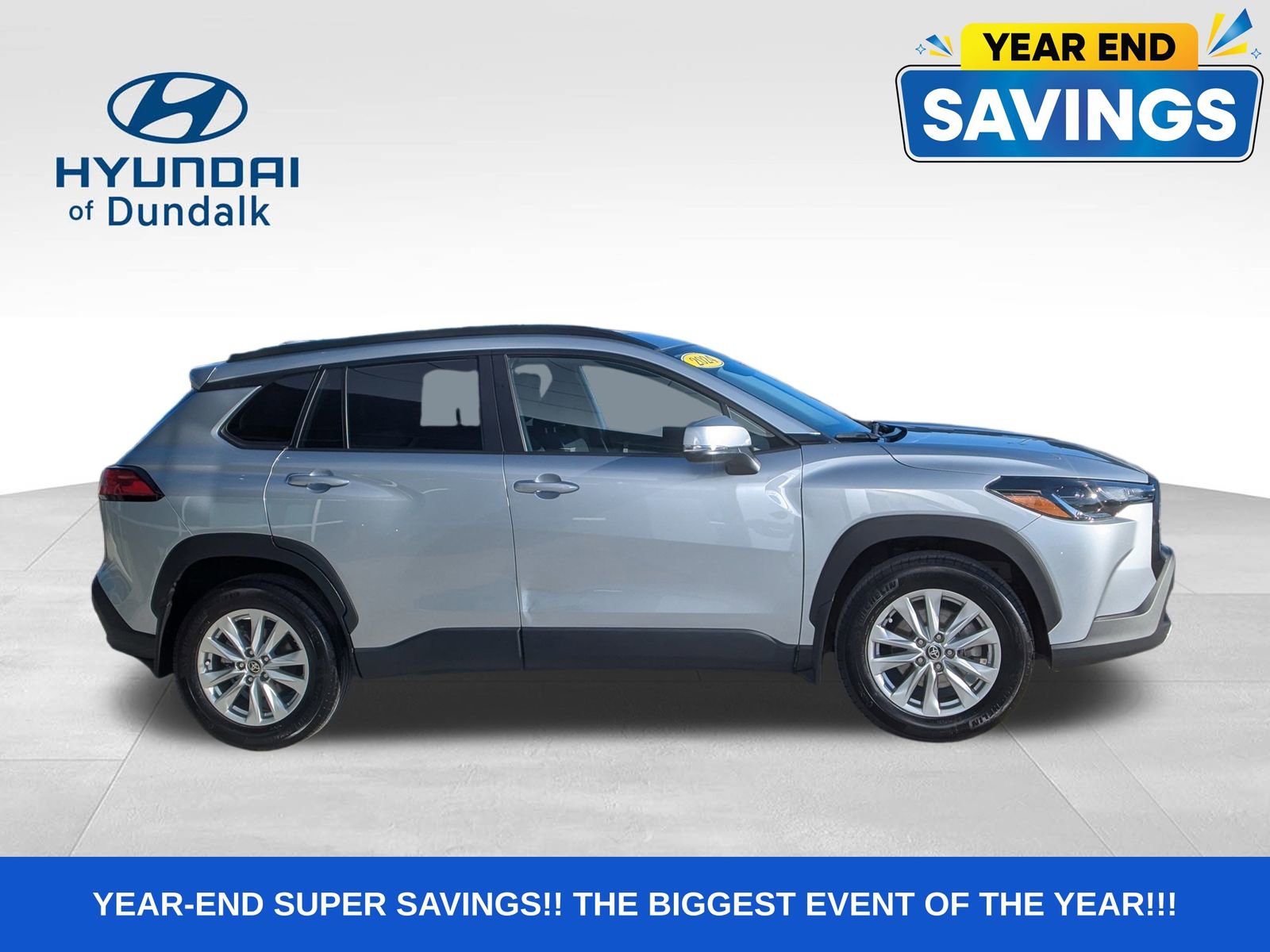 Used 2024 Toyota Corolla Cross LE image 5