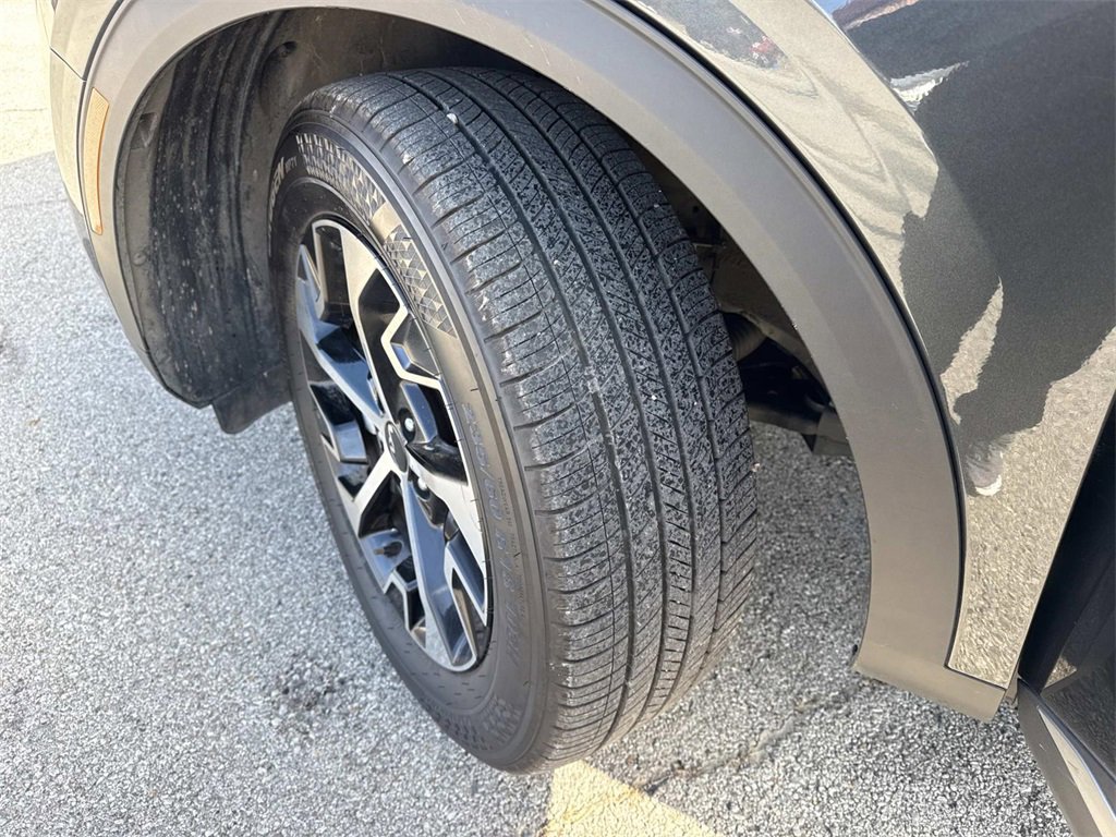 Used 2024 Kia Sportage EX image 33